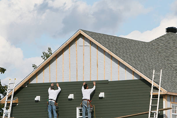 Professional Emergency Siding Repair technician working in Hanover, IN