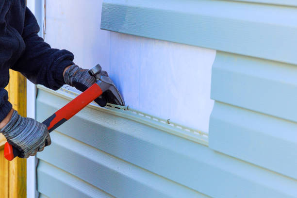 Reliable Emergency Siding Repair contractor in Hanover, IN by Squared Siding